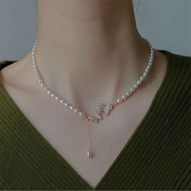 Shiny Pearl Butterfly Necklace