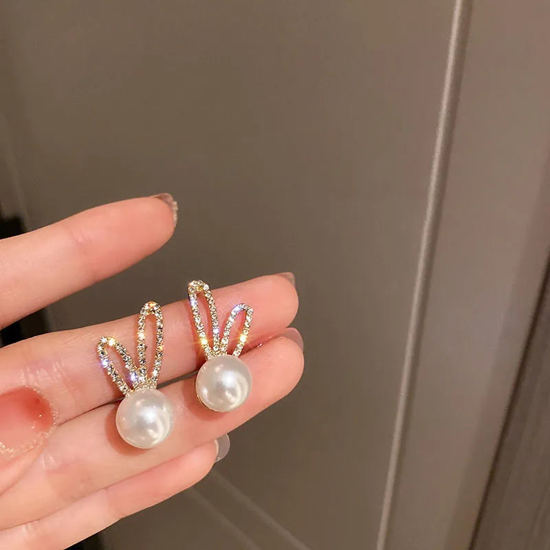 Round Pearl Stud Earrings