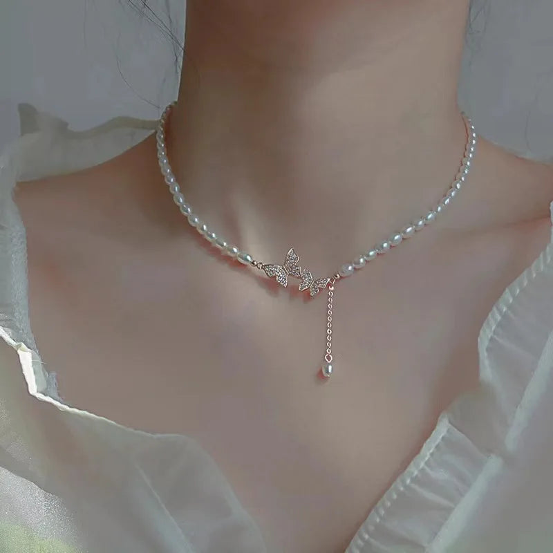 Shiny Pearl Butterfly Necklace