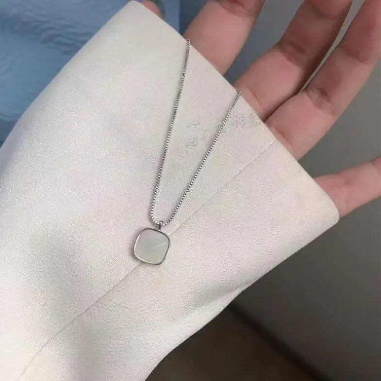 Crystal Choker