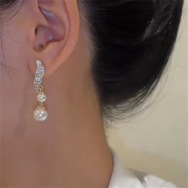 Elegant Pearl Pendant Earrings
