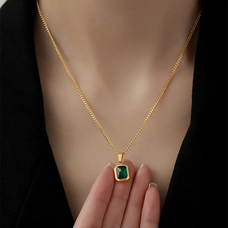 Crystal Choker