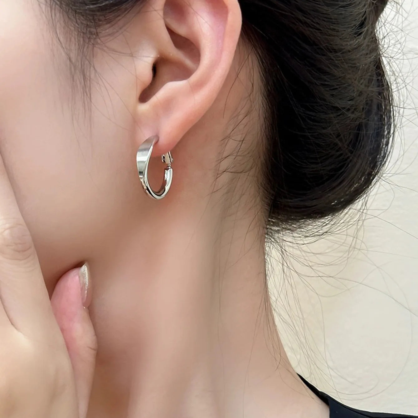 Smooth Flat Circle Hoop Earring