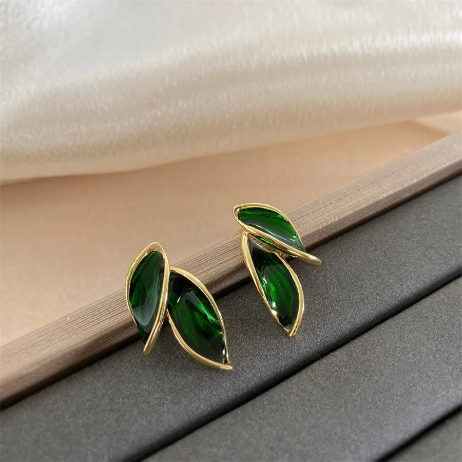 Trendy Fresh Lovely Sweet Leaf