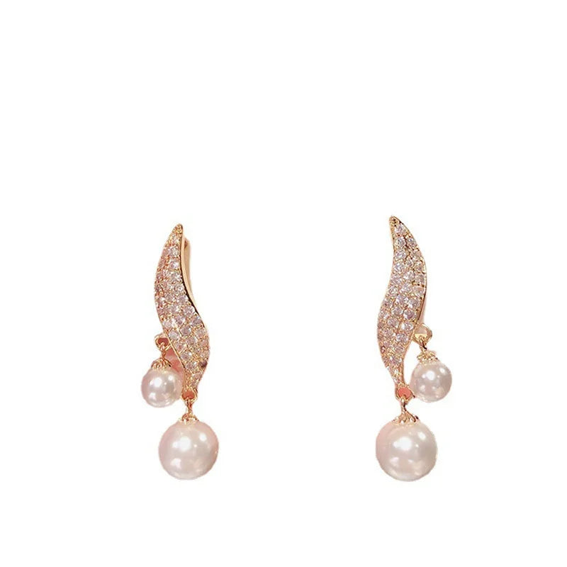 Elegant Pearl Pendant Earrings