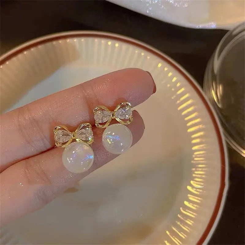 Round Pearl Stud Earrings
