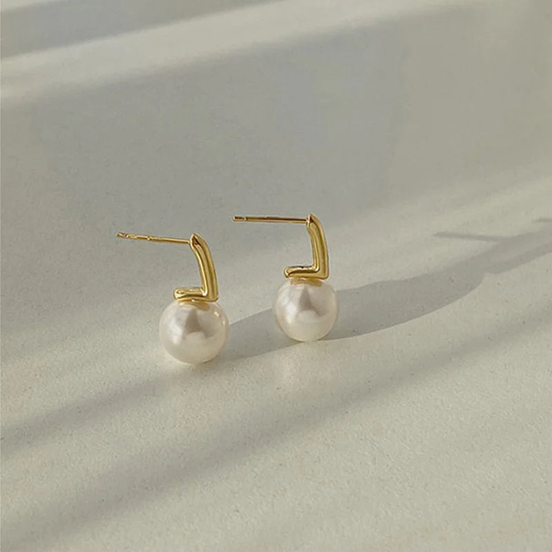 French Exquisite Pearl Stud Earrings
