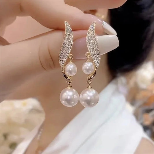 Elegant Pearl Pendant Earrings