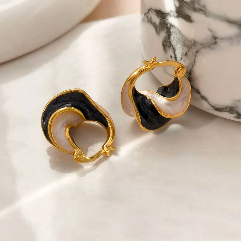 Nuevos y modernos pendientes de aro pequeños con textura de metal azul esmaltado para mujer, chapados en oro, con hebilla llamativa, joyería creativa, regalos