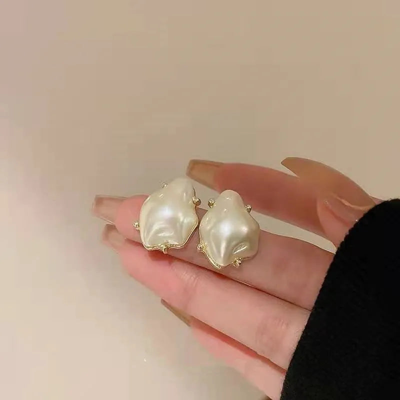 Pendientes elegantes de corazón