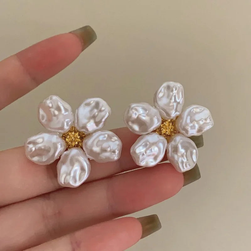 White Flowers Stud Earrings
